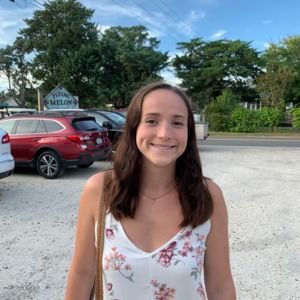 Meet your Posher, Hannah